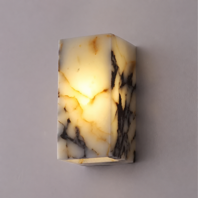 Дизайнерски аплик ALABASTER VEIL – естествен мрамор, 2×G4, 80×80×160 мм